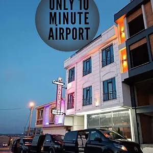 Continental Airport Istanboel