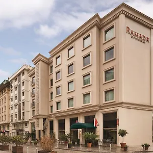 Hotel Ramada By Wyndham Grand Bazaar