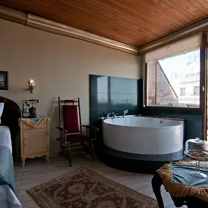 Hotel Blue Tuana